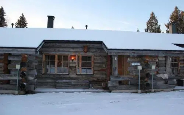 Rukanhelmi Jr. Cottage