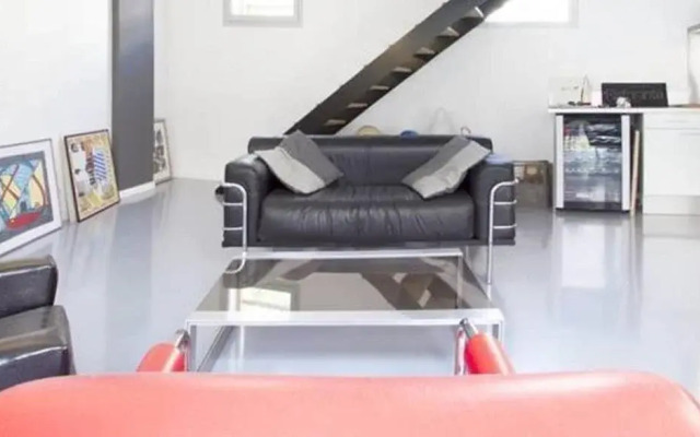 Très Beau Loft 100M2