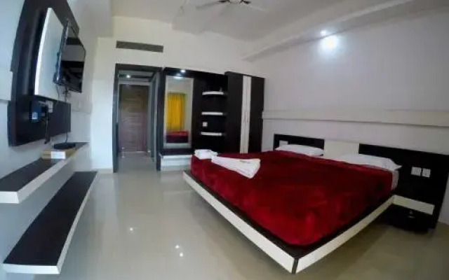 Iroomz Hotel Gaurav Garden