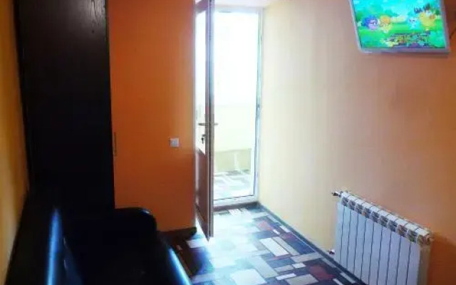 Hostel Barneo