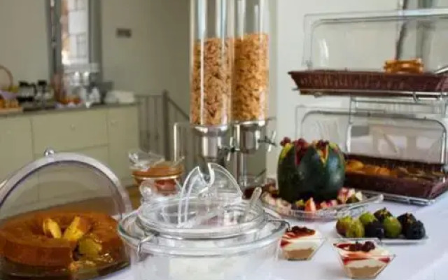 Hondos Classic Hotel & Spa