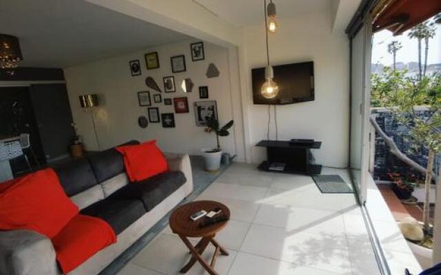 St. Jean La Ciotat - Pied dans l'Eau