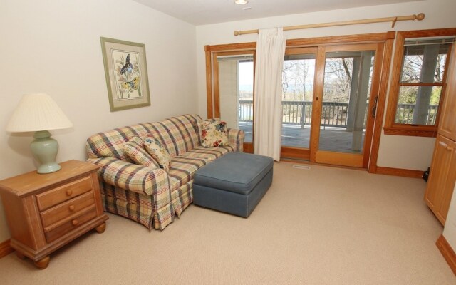 Sounds Awesome - 5 Br Home