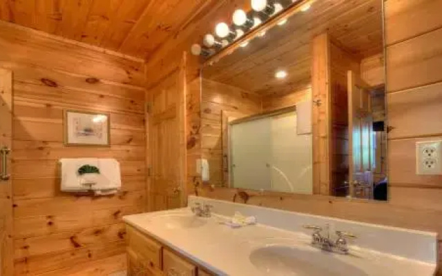 Villa Italia 425 - Four Bedroom Cabin