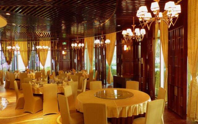 Hangzhou Yuecheng Audio & Video International Hotel (Boao Xinhan Road Subway Station)