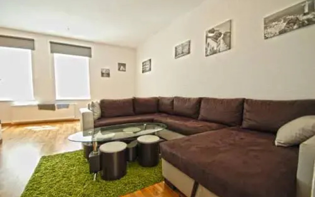 Apartsee