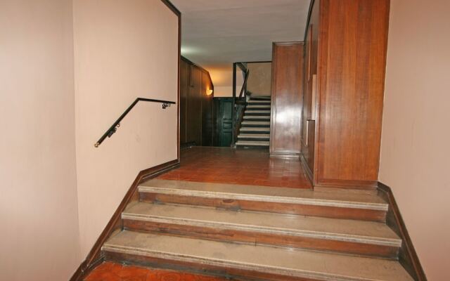 Travel & Stay - Parione