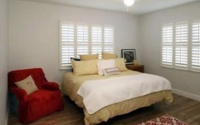 Salty Bungalow Bayview Rentals