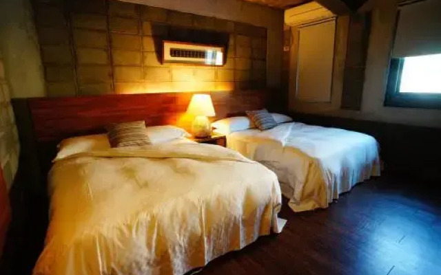 Chuanfan Villa No. 658-1