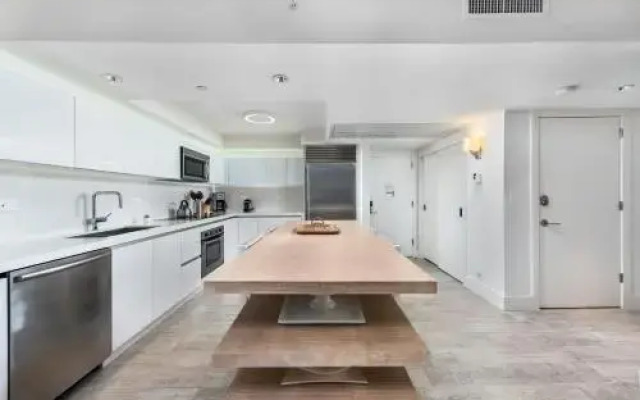 24th Street Condo #90179