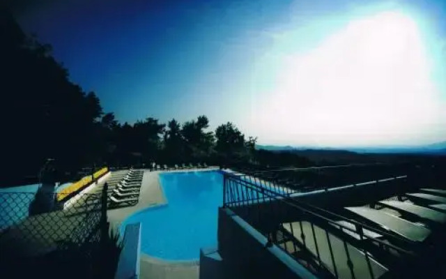 Camping Pineta