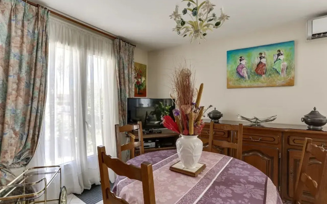 Maison Entre Roses et Jasmin