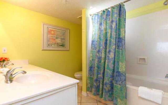 Gulf Dunes 116 by RedAwning