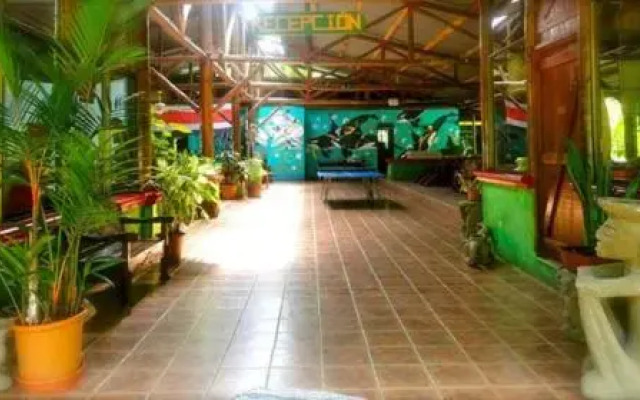 Hotel Roca Verde Beachfront