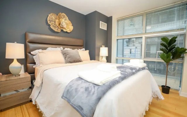 100 Walkscore Boston Commons Condos by Barsala