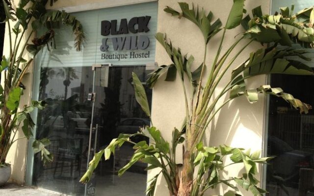 Black  Wild Boutique Hostel