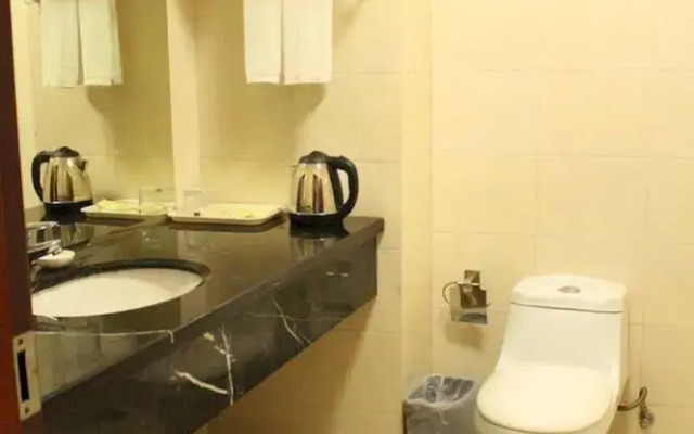 Dalian Yanqiao Hotel
