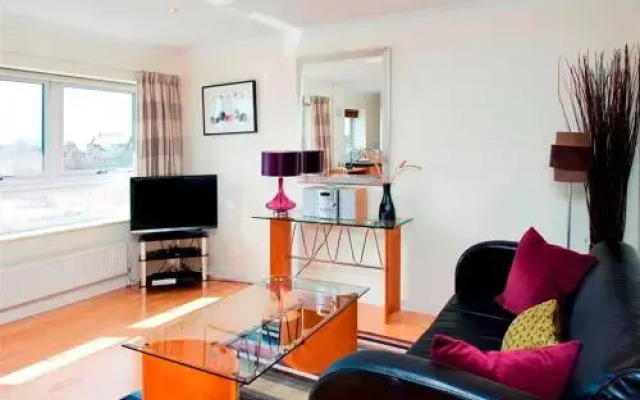 Market Rise Apartments