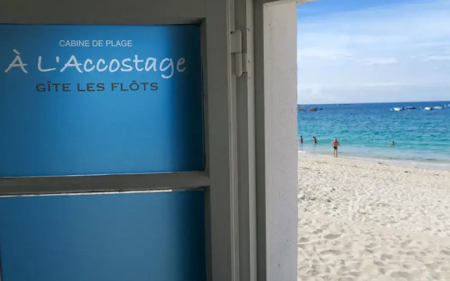 A L'Accostage