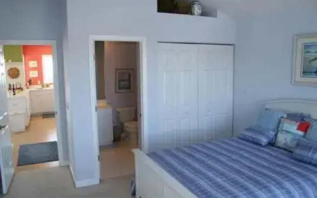 Group Therapy - 6 Br Home