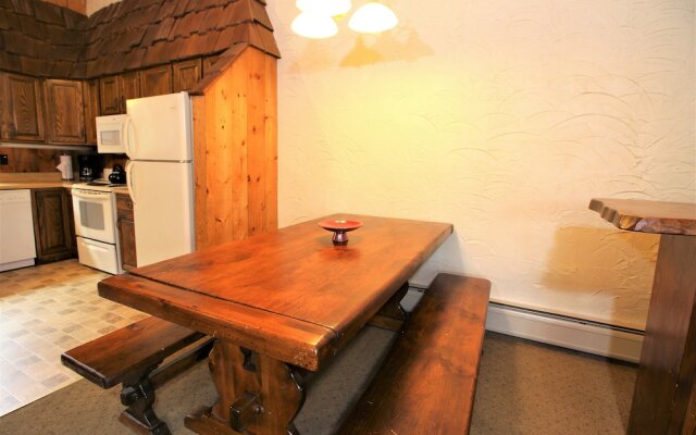 Snow Flurry by RedAwning