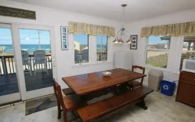 A&M South - 5 Br Home