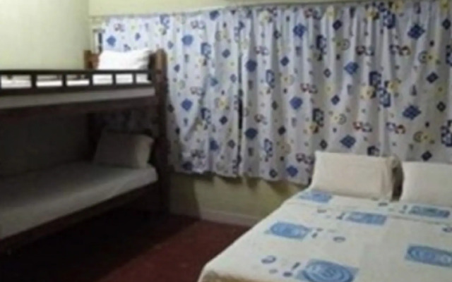 Summer Lodge