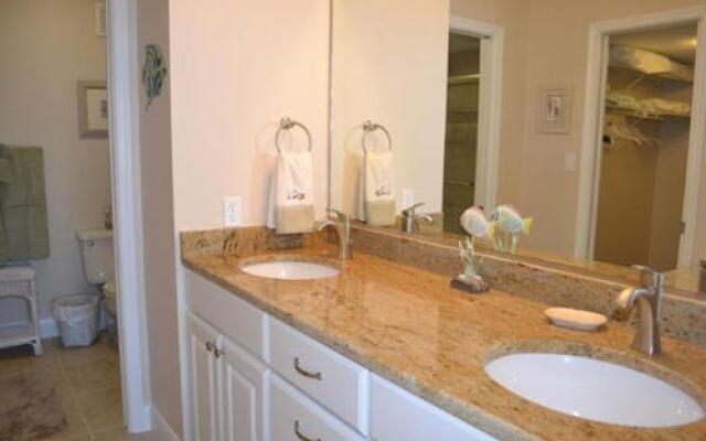 Ocean Park Terrace 203 by RedAwning