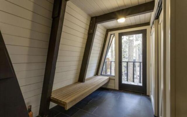 Oliver Pet Friendly Rental by RedAwning