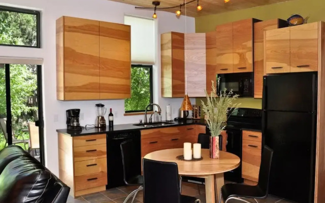 Taos Rio Eco Dwelling  Taos, New Mexico