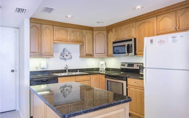 Harbor Towers Yacht & Racquet 324 - One Bedroom Condo