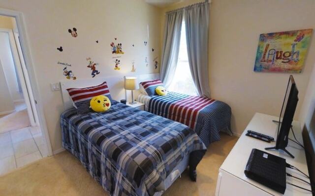 ACO FAMILY - 4Bd with pool ( 1707)