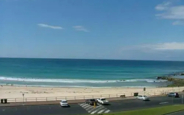 Oceanic, Unit 14, 8-12 North Street