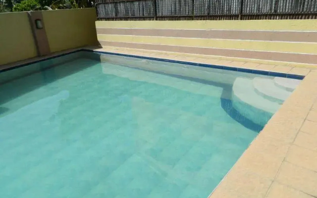Hollywood Suites and Resort - Bancal