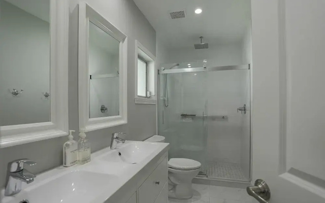 Sarasota 35 - 2 Br Condo