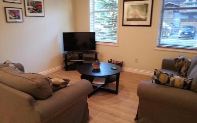 Banff Bear Bed & Breakfast