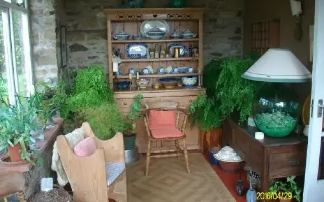 Willowhill House