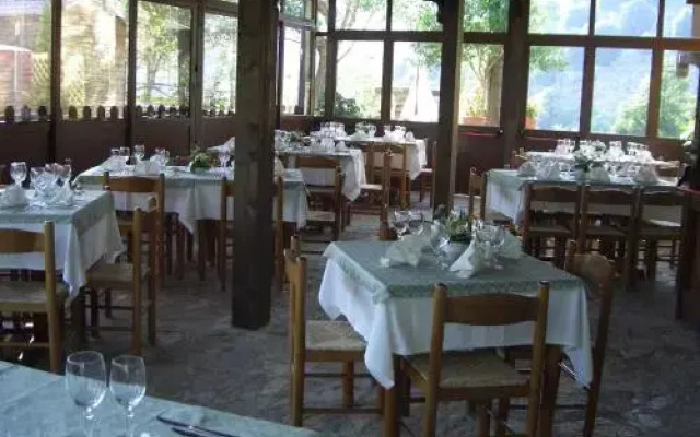 B&B Ristorante Grotta Del Romito
