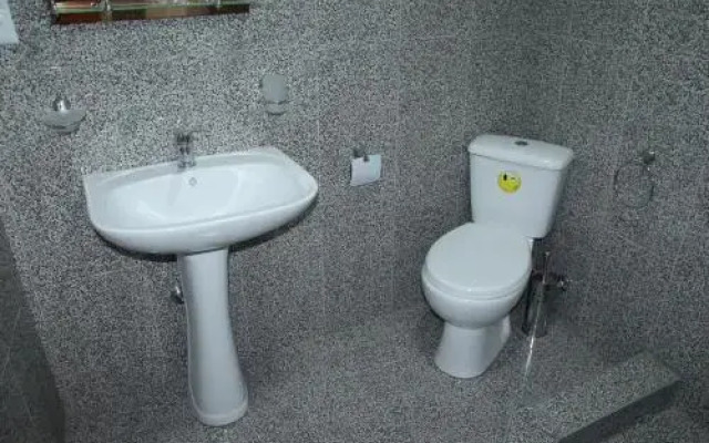 Otos Guest House