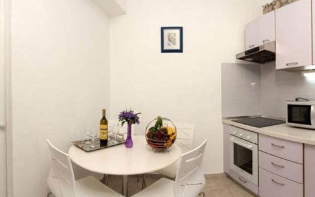 Holiday Home Little Desire 1818
