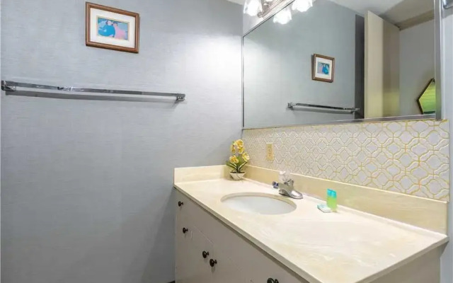 Maui Parkshore 202 - 2 Br Condo
