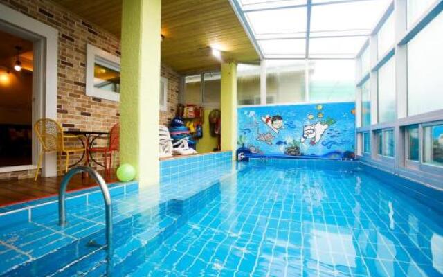 Seogwipo Wolpyeong I-kiz Pension