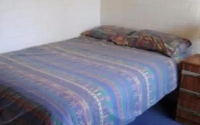 Alpha Centauri 8 - Budget Jindabyne Holiday Apartment