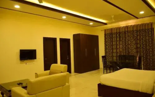 When In Gurgaon - Service Apartments Next to Artemis Hospital