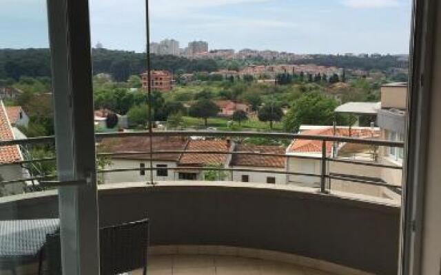 Loft mit Blick auf Pula