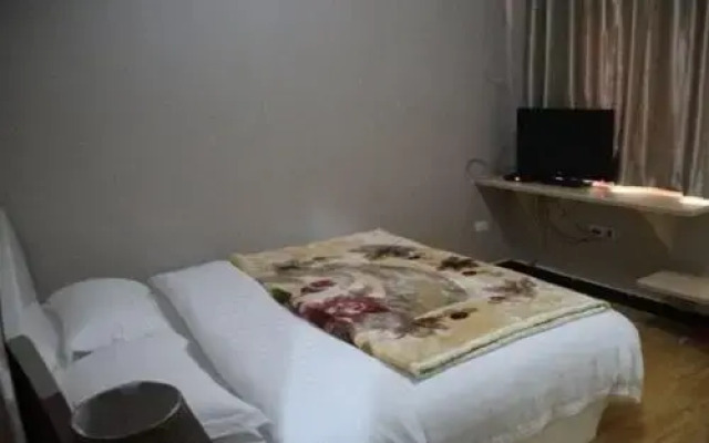 Yijia Express Inn