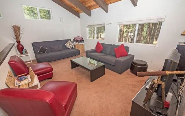 1519 Walkup by RedAwning