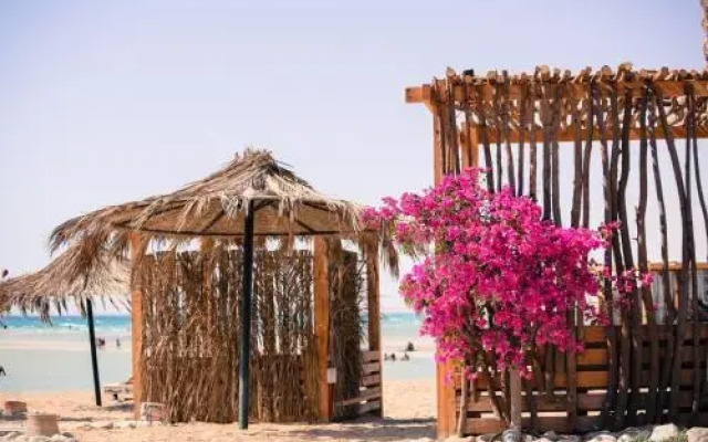 La Hacienda Ras Sudr