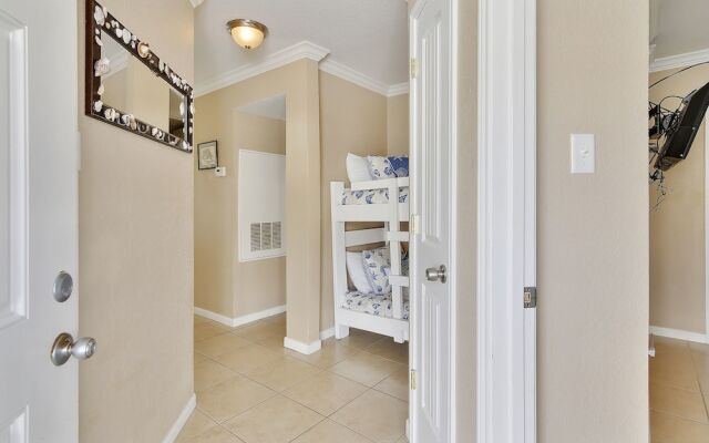 Seascape 2305 1 Bedroom Condo by RedAwning