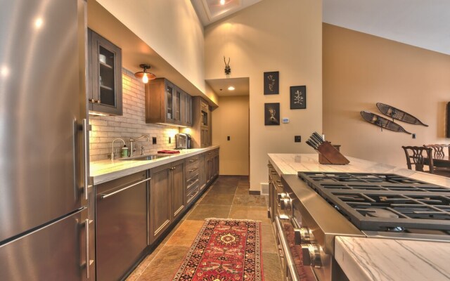 Deer Valley Stonebridge 12